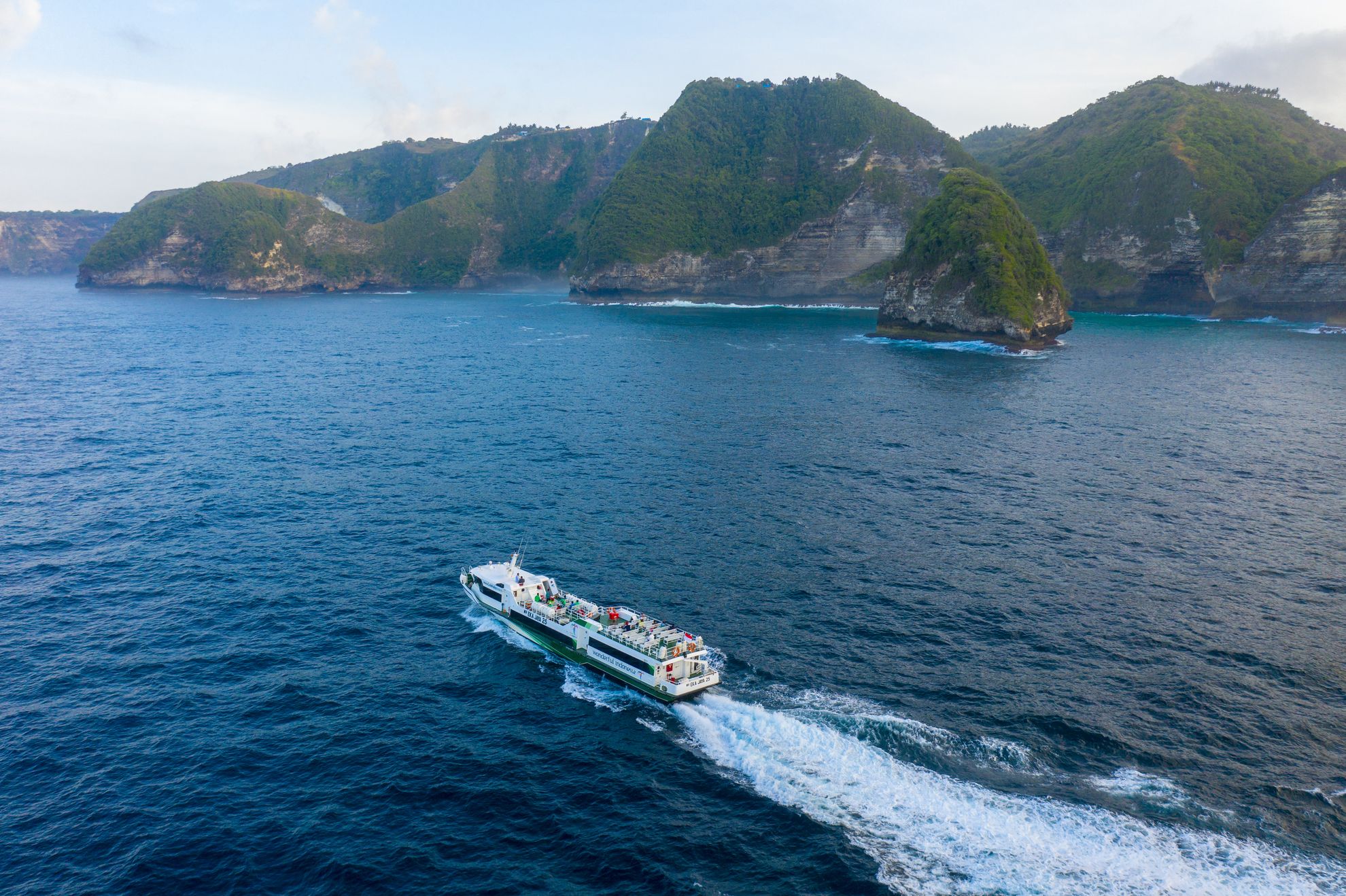 About Eka Jaya Fast Ferry - GILI BALI FAST BOAT