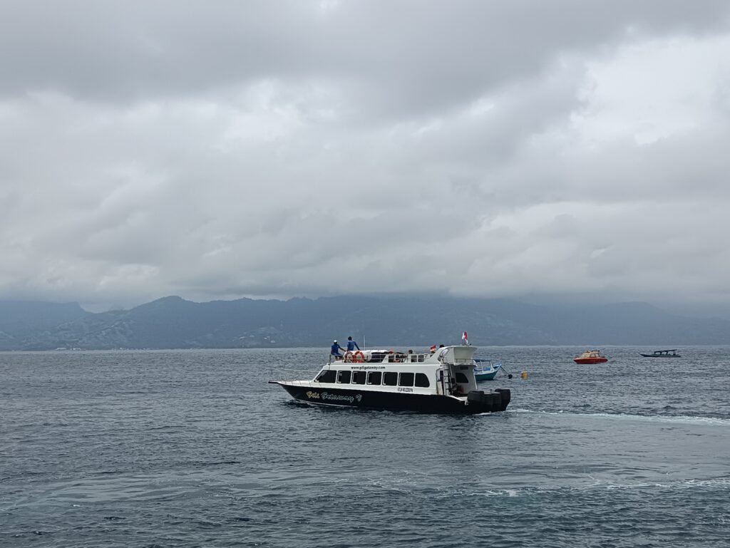 gili gateway, fast boat gili to serangan direct