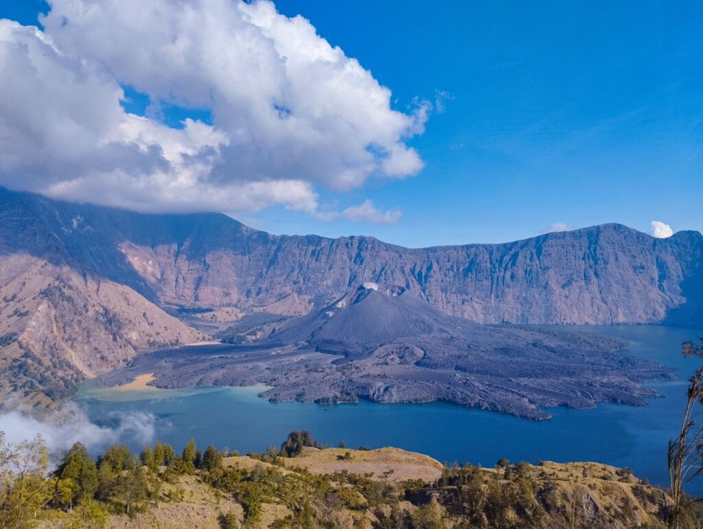 rinjani trekking